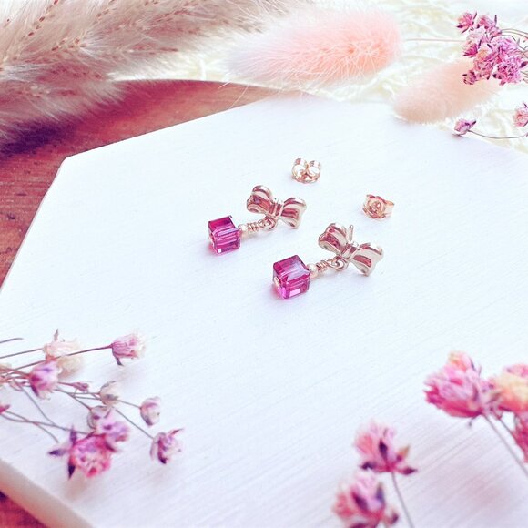 New Gold Bow Stud Earrings with Crystal Cube | Handmade in British Columbia - Picture 2 of 5